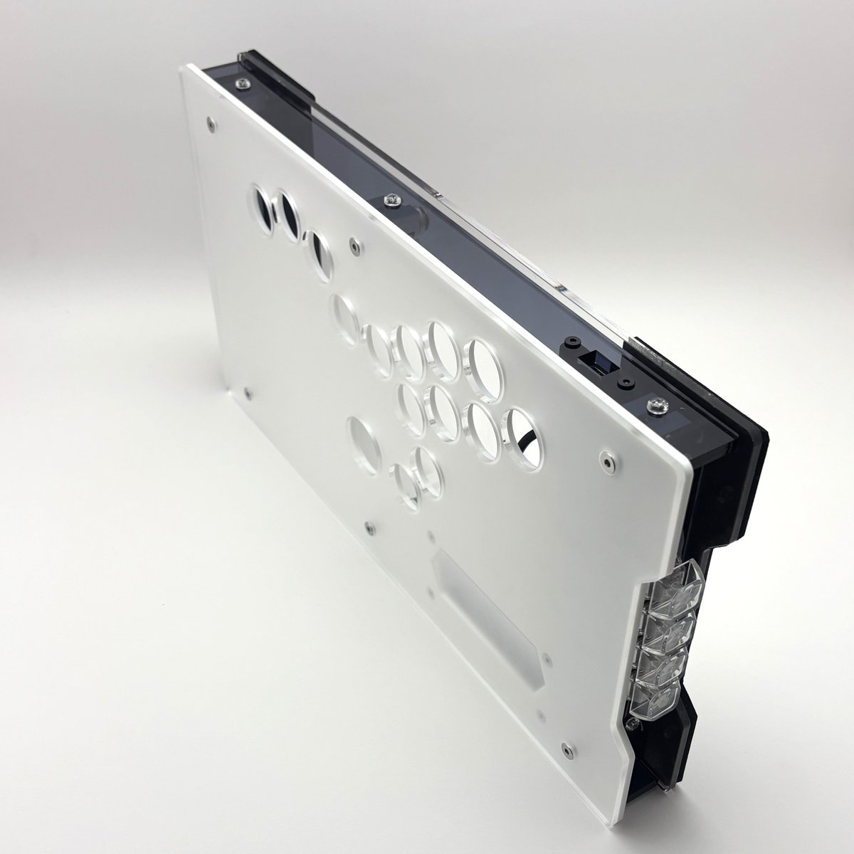 fruitsfactoryjp's tweet photo. #Frucon
Layout : Free Layout
Size : 360 x 195 (Standard)
Base Panel : 04. Mat White
Side Frame : 06. Blue Smoke
Key Cap : 01. Crystal Transparent
Connector : ZENAIM
Base Panel Cut : Hexagon
Tag : ZENAIM
Handle : Black https://t.co/0XVBIr7y8t
