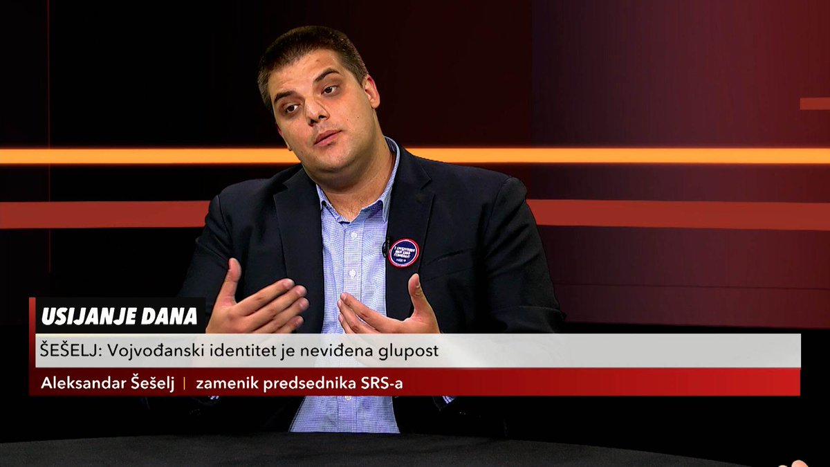 kidex30's tweet photo. Primeri dece/unuka Radikala i Socijalista koji su prešli u opoziciju

Ima li ih?
Lično ne mogu da se setim takvih slučajeva, a zaista ne želim da budem biodeterminista.

Biolozi kažu da je to zabluda, da se društveni fenomeni ne mogu objašnjavati genetskim nasleđem, već da su presudni kulturni i sredinski faktori, pa evo, hajde da budemo naučno korektni.

Ako iver može da padne daleko od klade, trebalo bi da znate nekolicinu potomaka Radikala i Socijalista, makar na lokalu, koji su promenili političku stranu.