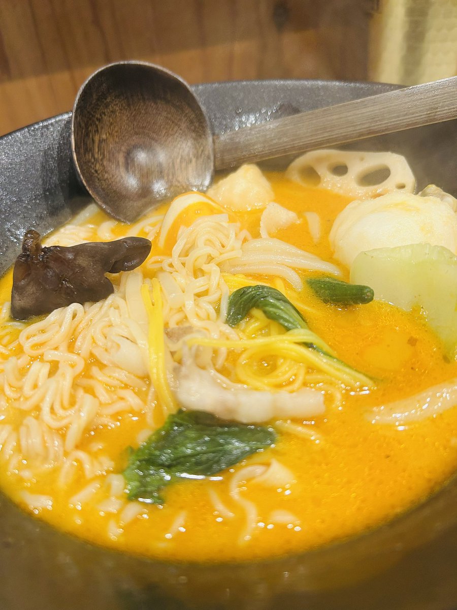 ayano04112's tweet photo. 今さらながら麻辣担にハマっています…
(重い食材は沈むので手を加えないと写真映えはむずかしい) https://t.co/ITmlfXJmDq