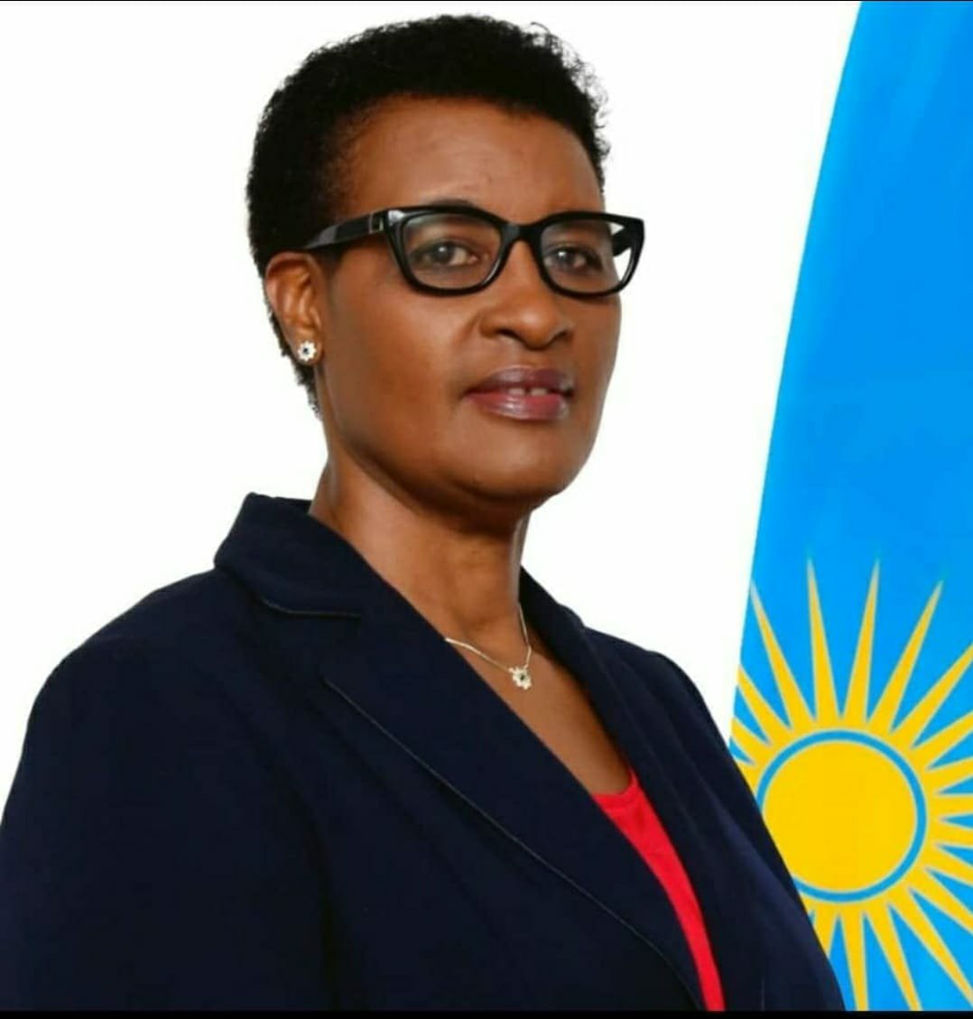 Bamporikie's tweet photo. Utabarutse atutira aba yujuje. Imirimo mwakoze ni umusanzu, urwibutso n'umurage mu Rwanda umu. RIP  My Hon Speaker. https://t.co/Jkehj6lBOt