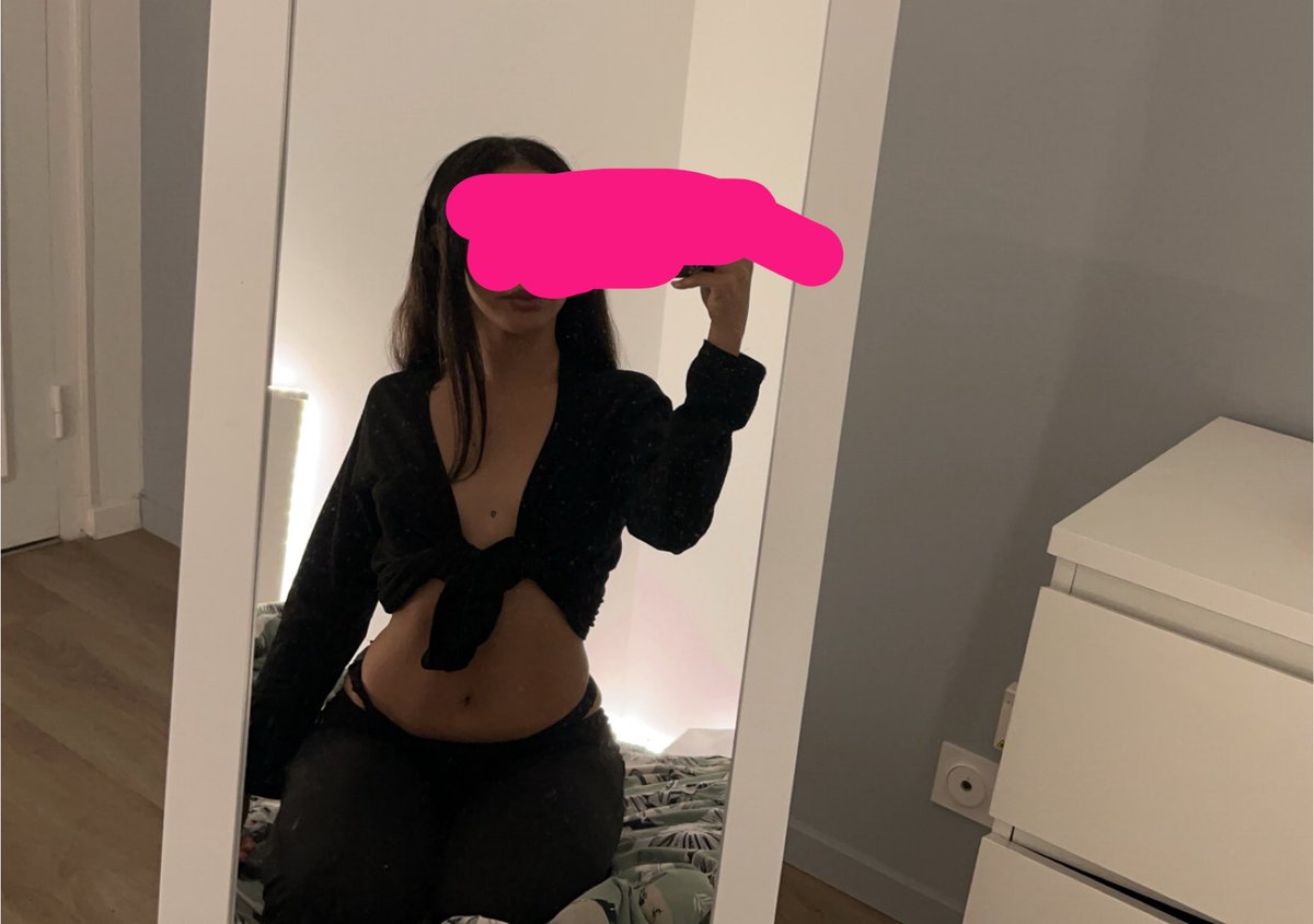 sextapesdamour's tweet photo. C’est le nouveau compte de votre ancienne Reine, je vous ait manqué jsais👀 ceux qui se souviennent de ces photos, dm😝 #repost #soumis https://t.co/5SsSZYd0LJ
