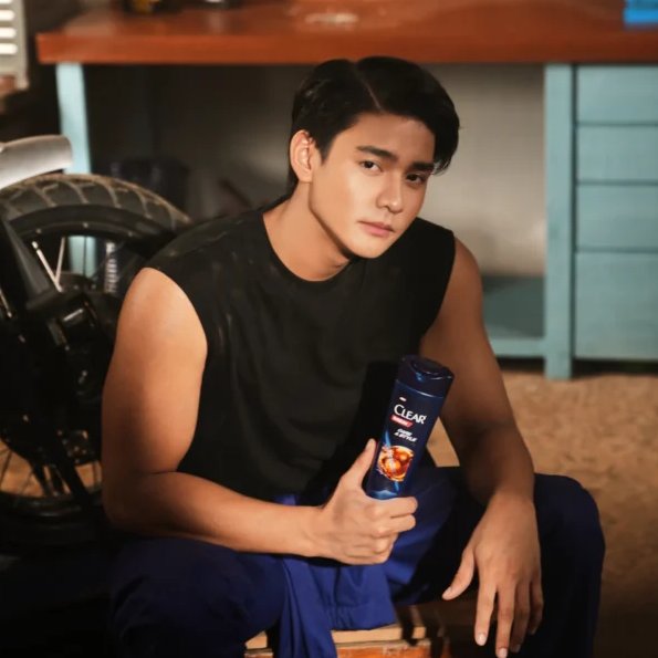 draftsforMILI's tweet photo. Coffee shop owner Emilio meets car mechanic Michael

Parang pang-Dark Blue Kiss!!!

MILI VMAN CLEAR COMEBACK https://t.co/HJwPQF1oZD