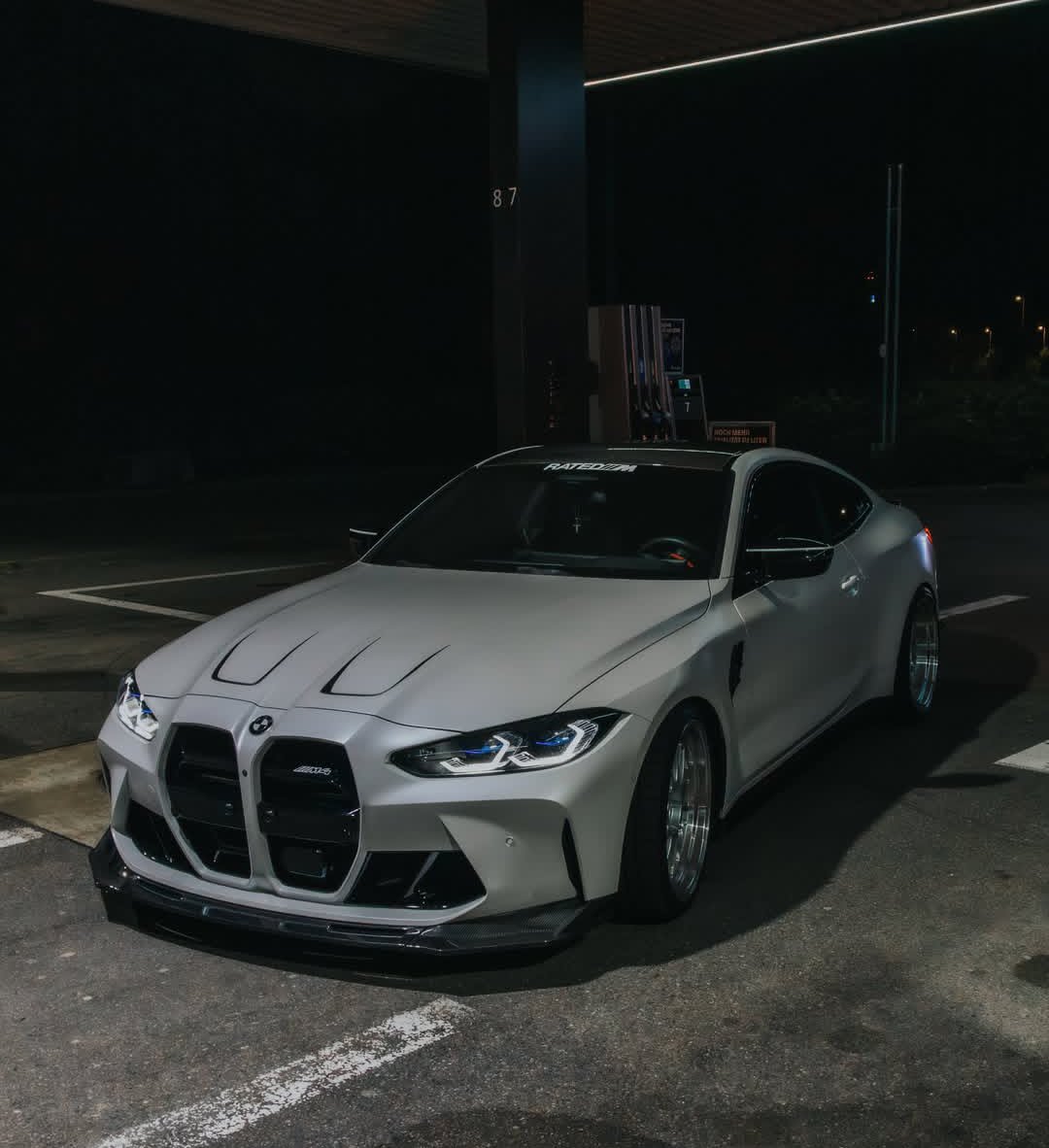 TurboVerse0's tweet photo. BMW M4 G82 🤍🤍 https://t.co/ssK9SgFOrf