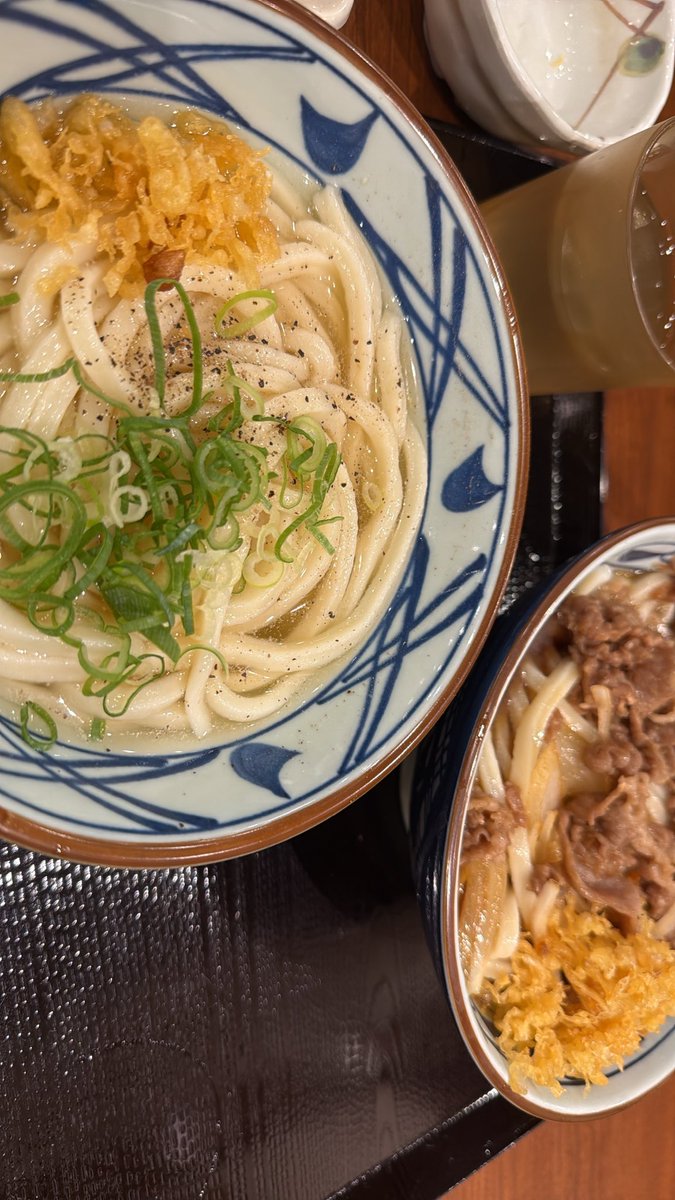 dlc_az's tweet photo. 丸亀製麺でやりたい放題か https://t.co/GMsRVsYZD8