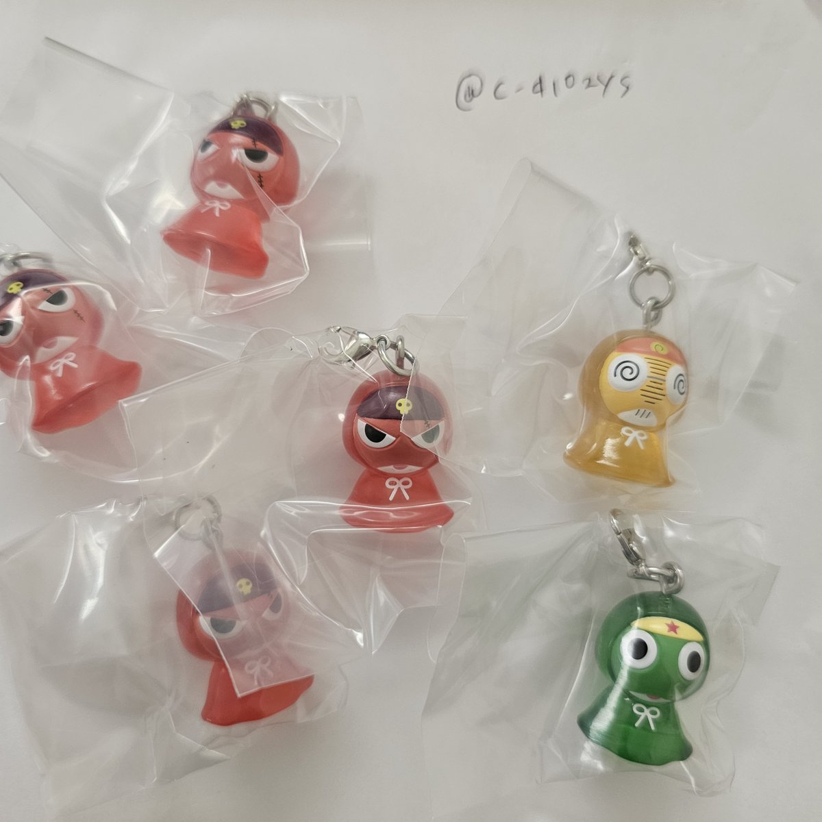 c_d102ys's tweet photo. ケロロ軍曹
めじるしアクセサリー
交換

譲 ケロロ ギロロ クルル
求 タママ

郵送交換希望です。
お気軽にお声掛けください🙇‍♀️ https://t.co/QhUJFMM5s6