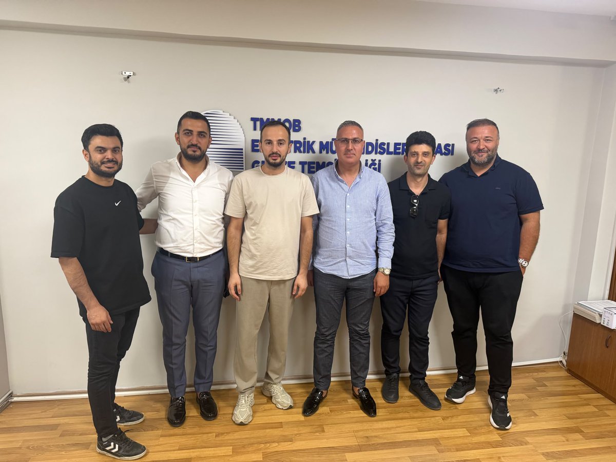 emo_kocaeli's tweet photo. DARICA MÜTEAHHİTLER DERNEĞİNDEN GEBZE TEMSİLCİLİĞİMİZE ZİYARET
Darıca Müteahhitler Derneği Yönetim Kurulu Başkanı Salih Günal ve kıymetli yönetim kurulu üyeleri Temsilciliğimizi ziyaret etti.
WEB Haber İçin; https://t.co/00YNXkmnXx https://t.co/4vKEomXhlL