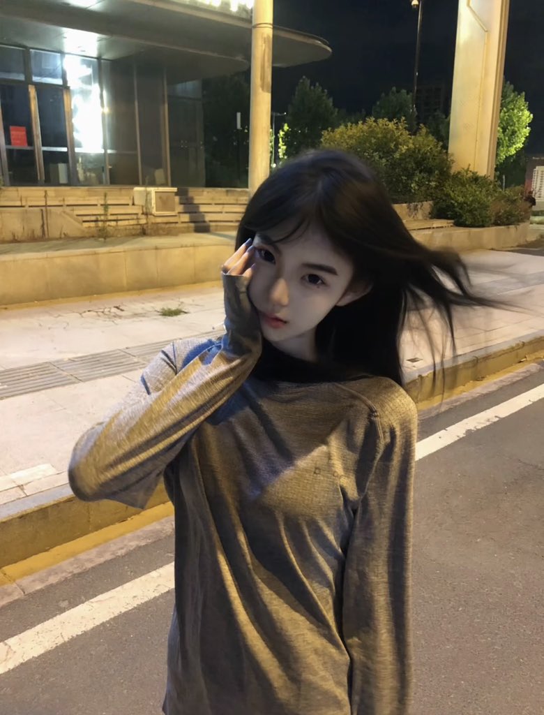 ahspdgp695's tweet photo. 好想听你站在人群里说：我爱你❤️ https://t.co/o3sgGIqvNG