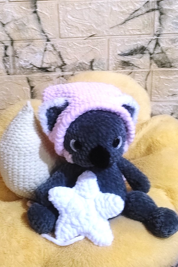 AnaVasic2's tweet photo. I jedna Koalica se privodi kraju... koncici da se uklone, prisije jos neka aplikacija ... I u paketu sa mesecom i zvezdicom ce biti dostupna za vas 🐨🌜🌟🤍❤️ https://t.co/kcqgqgBgyO