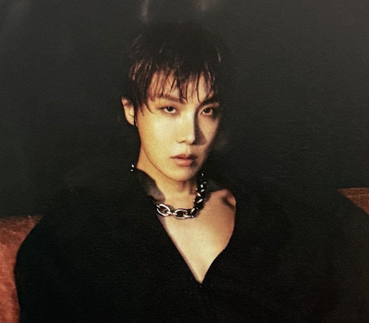 safetyzonehsk's tweet photo. pretty bedroom eyes https://t.co/q3FhdwxgbA