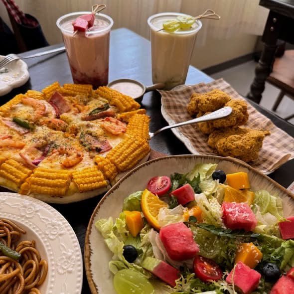 Corey_Icy's tweet photo. 人生的终极意义，就是吃吃喝喝😋 https://t.co/M4d31CFKvo