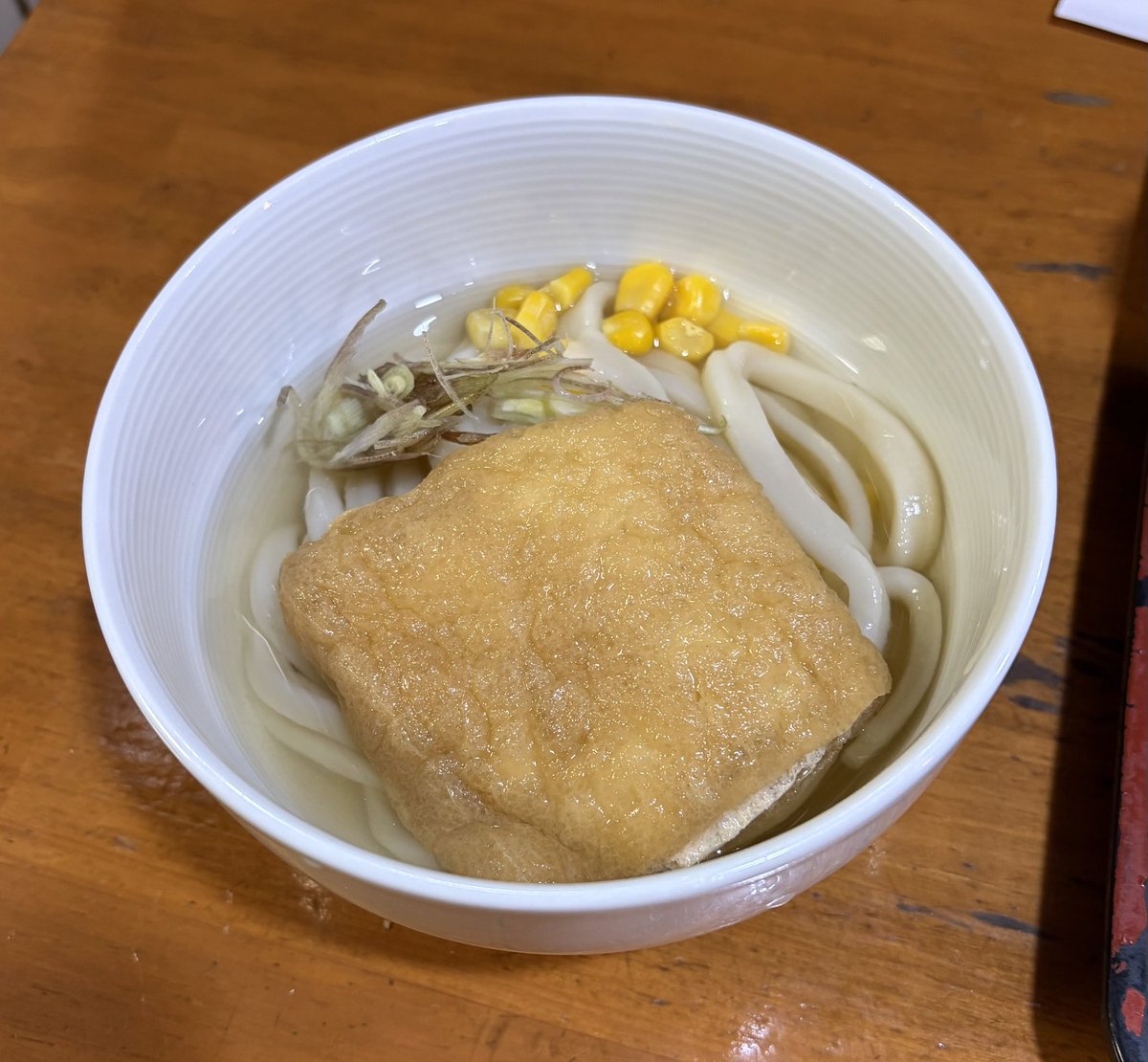 ecoecouron's tweet photo. #手打ち蕎麦うどん満つ乃
#東松山 
8月の大人の遠足の打ち合わせを兼ねてランチをいただきに
期間限定「冷汁うどん」大盛り！
甘めの冷汁と冷水で締めたモチモチのうどんが良く合いますね😊
美味しいおうどんごちそうさまでした🙏
お試しの冷やしきつねと天ぷらも美味でした🥳 https://t.co/LcX0yibFgN