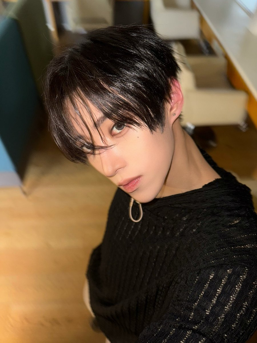 ARNO_THAILAND's tweet photo. [📸] 260730 | ARNO Plus Chat Update

🌑

🔗 https://t.co/S8zHAT0pNv

#ARNO #아르노 #アルノ #张家豪
#ALD1 #ALPHADRIVEONE 
#ZHANGJIAHAO #อาร์โน #จางเจียหาว https://t.co/cUY3sfeZ70