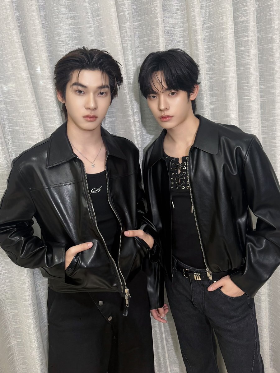 DomundiTV's tweet photo. พบกับ “ตี๋ตี๋” @twnpich และ “ป๋อ” @porsuppakarn ได้ใน MAYBELLINE SUPER STAY MATTE MAX CUSHION x TeeTee Por ✨

รับชม Live ได้ทาง
🔗 : https://t.co/aNG2jiXklz 

TeeTeePor X MATTEMAX 
#MaybellinexTeeTeePor https://t.co/bHxCiEp9IC