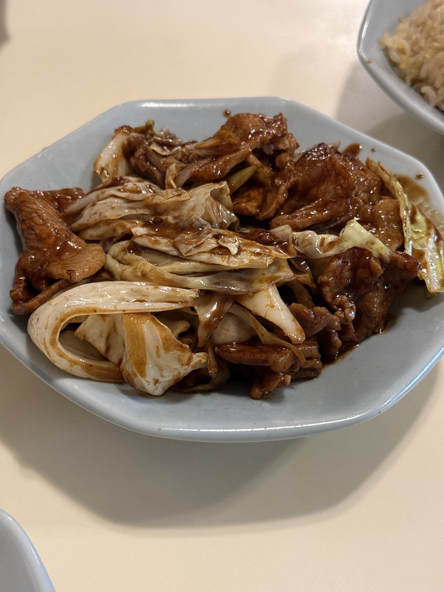 PepepeSpecial's tweet photo. 日本で一番美味いといわれる炒飯
神楽坂　龍朋　

会社の人も何人も知っていた。恐るべし。
私は炒飯のパンドラの箱を開けてしまったようだ。町中華の奥深さに恐れ慄いています。 https://t.co/bip78dK35R