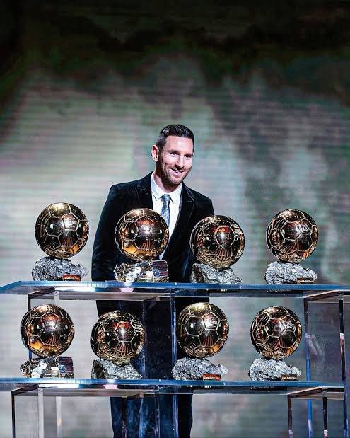 donaldpena34391's tweet photo. 🚨 Interviewer will you be able to catch up  Messi career:

🗣️Kylian Mbappé No. Messi's legacy is one of a kind. Eight Ballon d'Ors, a World Cup, and nearly 20 years at the highest level—those are achievements I respect more than I try to chase. My mission is to build my own legacy, not copy his. Some records are simply extraordinary."