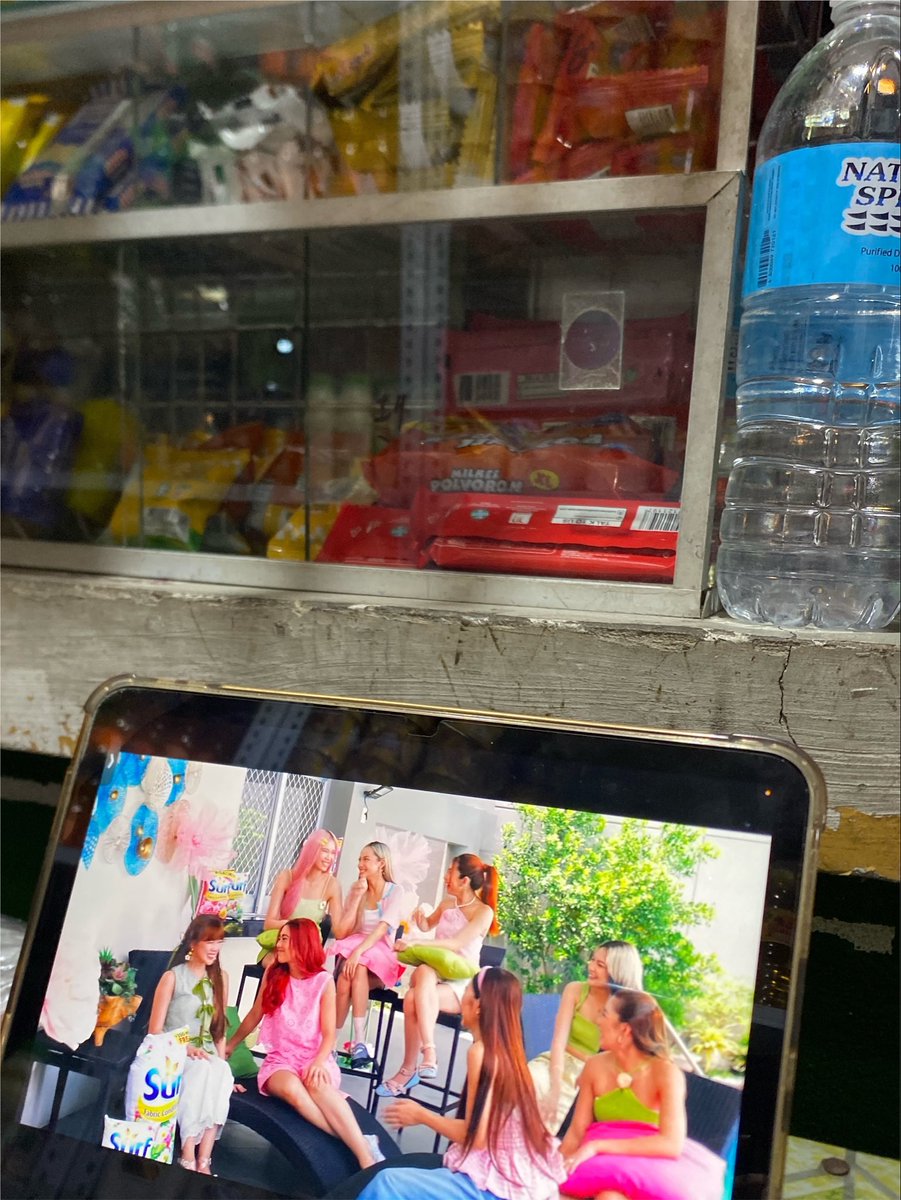 _binibading's tweet photo. @TEAMBLOOM_RZL BILI NA KAYO!!

#TeamBLOOMRizalxSurf #SurfxBINI #OurMostFlowerfulIhawPicnic #SurfFabConPH https://t.co/fPA5geQJEM