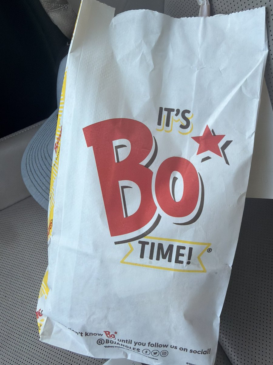 JustUrAvgFlyGuy's tweet photo. It’s time for breakfast
#ItsBoTime https://t.co/nxlKvY3SeX