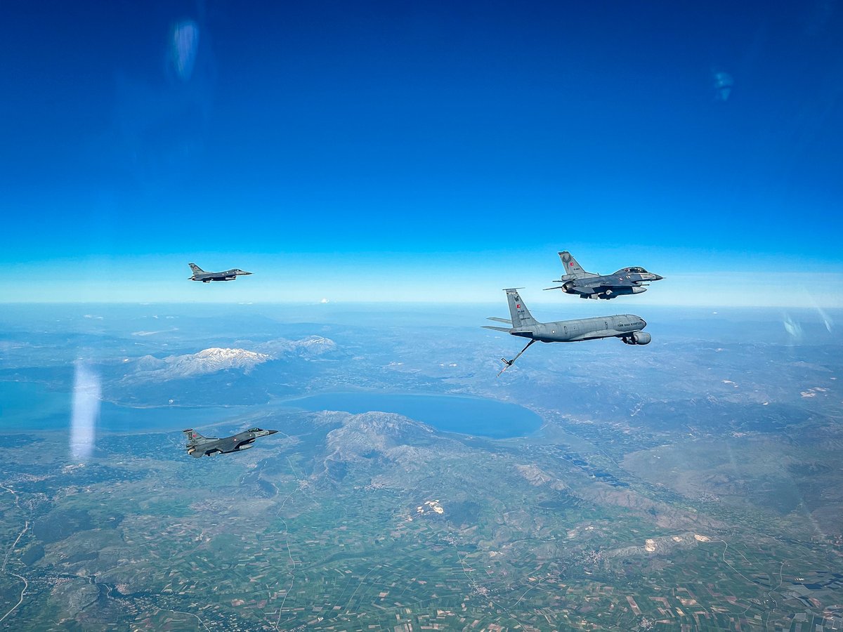 NATO_AIRCOM's tweet photo. 🇹🇷 F-16s to Estonia. 
🇮🇹 Eurofighter Typhoons to Lithuania. 
🇪🇸 F-18s, an A400M and NH-90 helicopters to Romania.

Italian, Spanish and Turkish detachments replace the French, Portuguese and Romanian contingents as NATO transitions from Air Policing to Air Defence, strengthening Allied Integrated Air & Missile Defence across the Eastern Flank.

🔗:  https://t.co/ysF2rMl85R