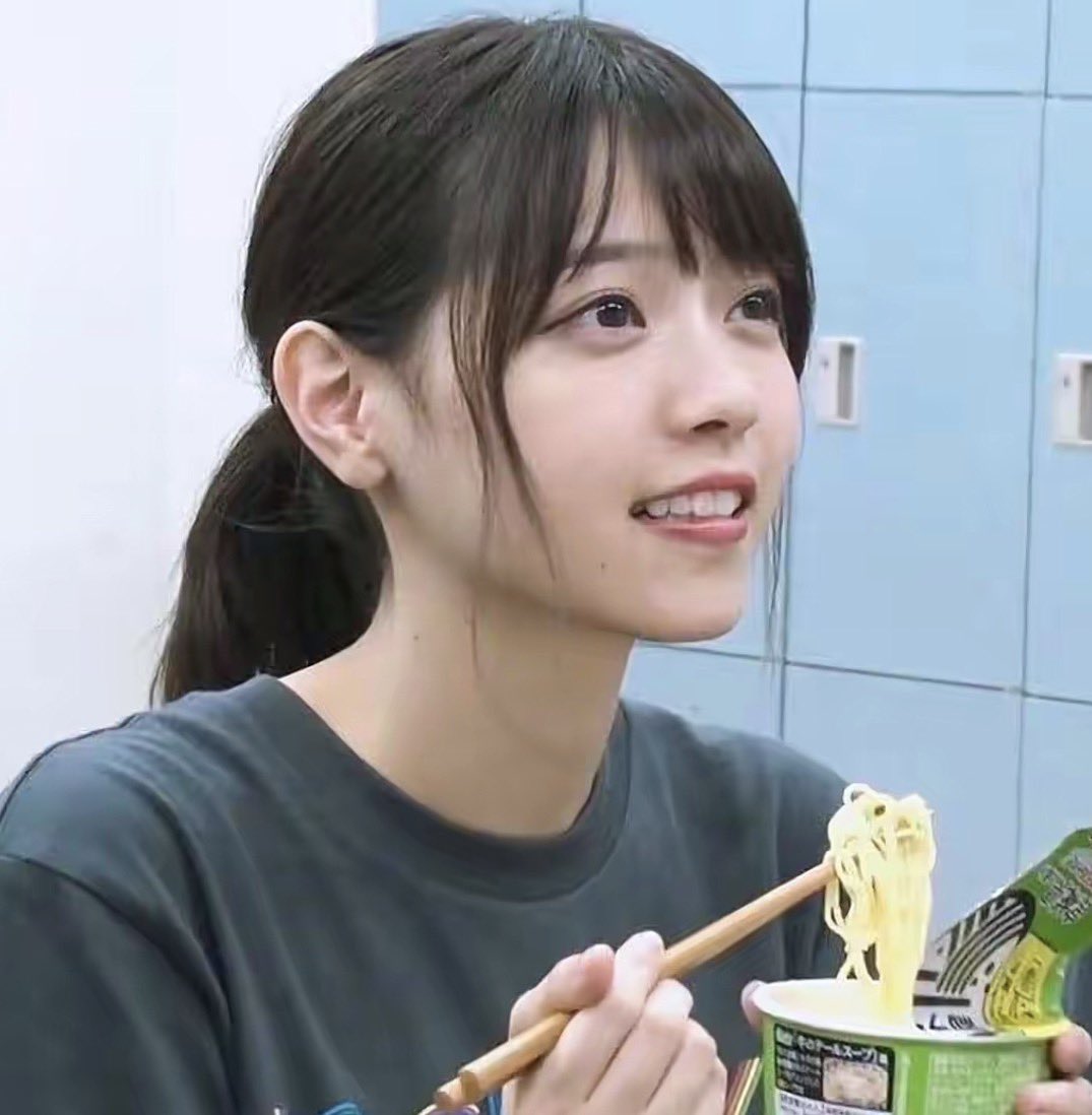 888ktmw's tweet photo. 西野七瀬も新川優愛も、全盛期の細さほんまにえぐい。芸能人って見えないところで相当な努力してるんだろうなって思う。 https://t.co/Delr4NIz7j