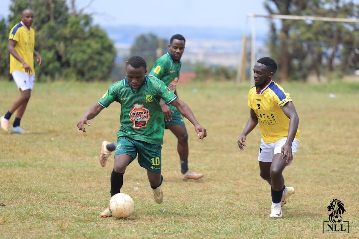 ntare_league's tweet photo. .@Kashani_FC: The passenger that never carries cash. "Conductor, mobile money ekola?" But the conductor (read McJim) knows that jazz. It is not the first time he is hearing it from the said passenger. #NLLAtHome [5/23] https://t.co/Z9rj6xwCJg