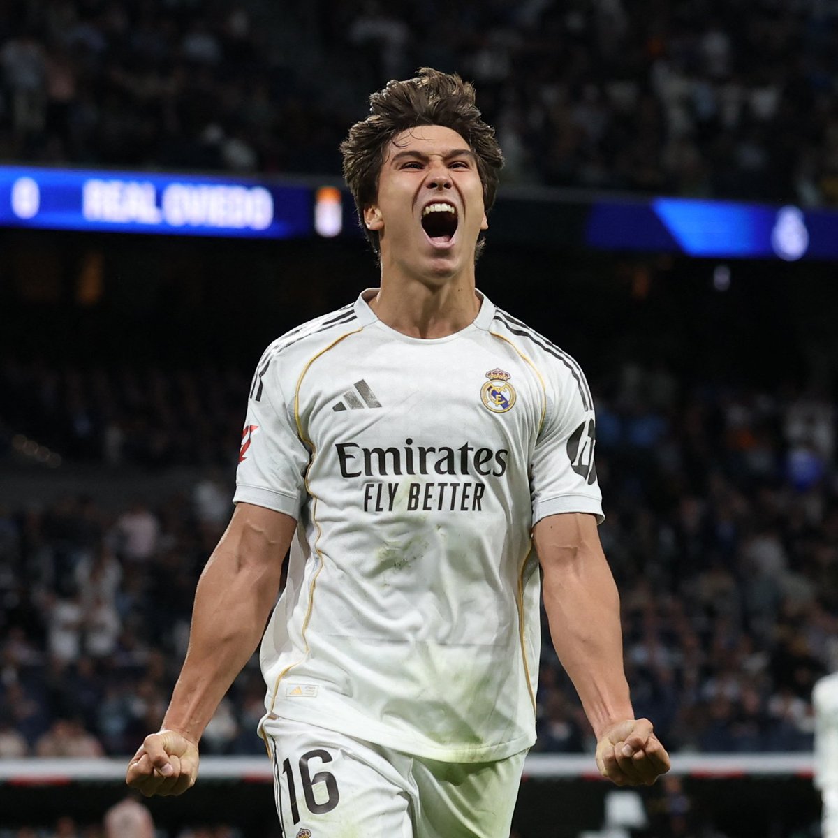demarkesports's tweet photo. Gonzalo Garcia, Fulham'da. (Fabrizio Romano)

🔸 40+2 milyon euro bonservis
🔸 Sonraki satıştan %30 pay
🔸 Real Madrid için için gelen teklifleri eşleştirme hakkı https://t.co/HCT5czAH0l