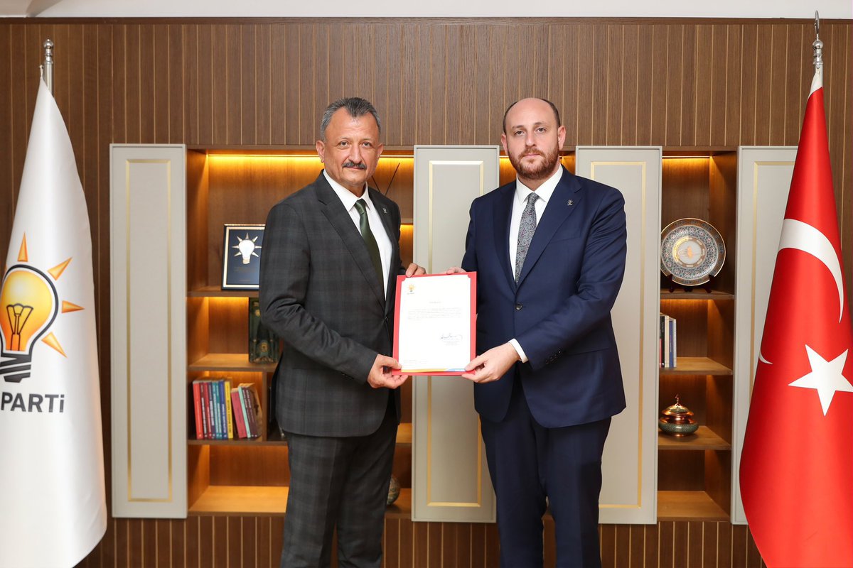 maksoyym's tweet photo. AK Parti Seyhan İlçe Başkanlığına atanan Sn Ali Coşkun’u tebrik ediyor görevinde başarılar diliyorum. 
Rabbim hayırlı hizmetler yapmayı nasip etsin. 

@omerrcelik 
@abuyukgumus 
@coskunali_01 https://t.co/bh7BMsQpDa