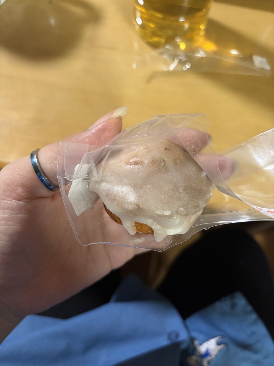 ucdkzk1004's tweet photo. 😋✨👍🍋
甘いけど妥協のない酸味だった！✨

かむかむレモンあたりの酸味よりちょい酸っぱい感じ☺️ https://t.co/FrZralYmTX