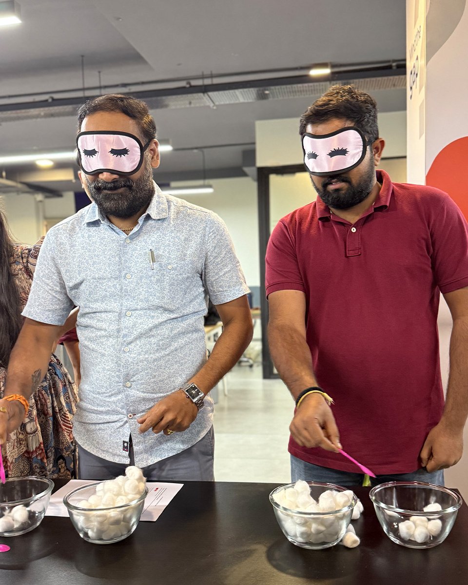 AppstekCorp's tweet photo. One last lap before the calendar flips. Swipe through for the smiles, surprises, and the moments everyone will be talking about on Monday.
#LifeAtAppsTek #TeamAppsTek #AppsTek2_0 #AppsTekCorp #ATeam https://t.co/5CXjltJjAQ