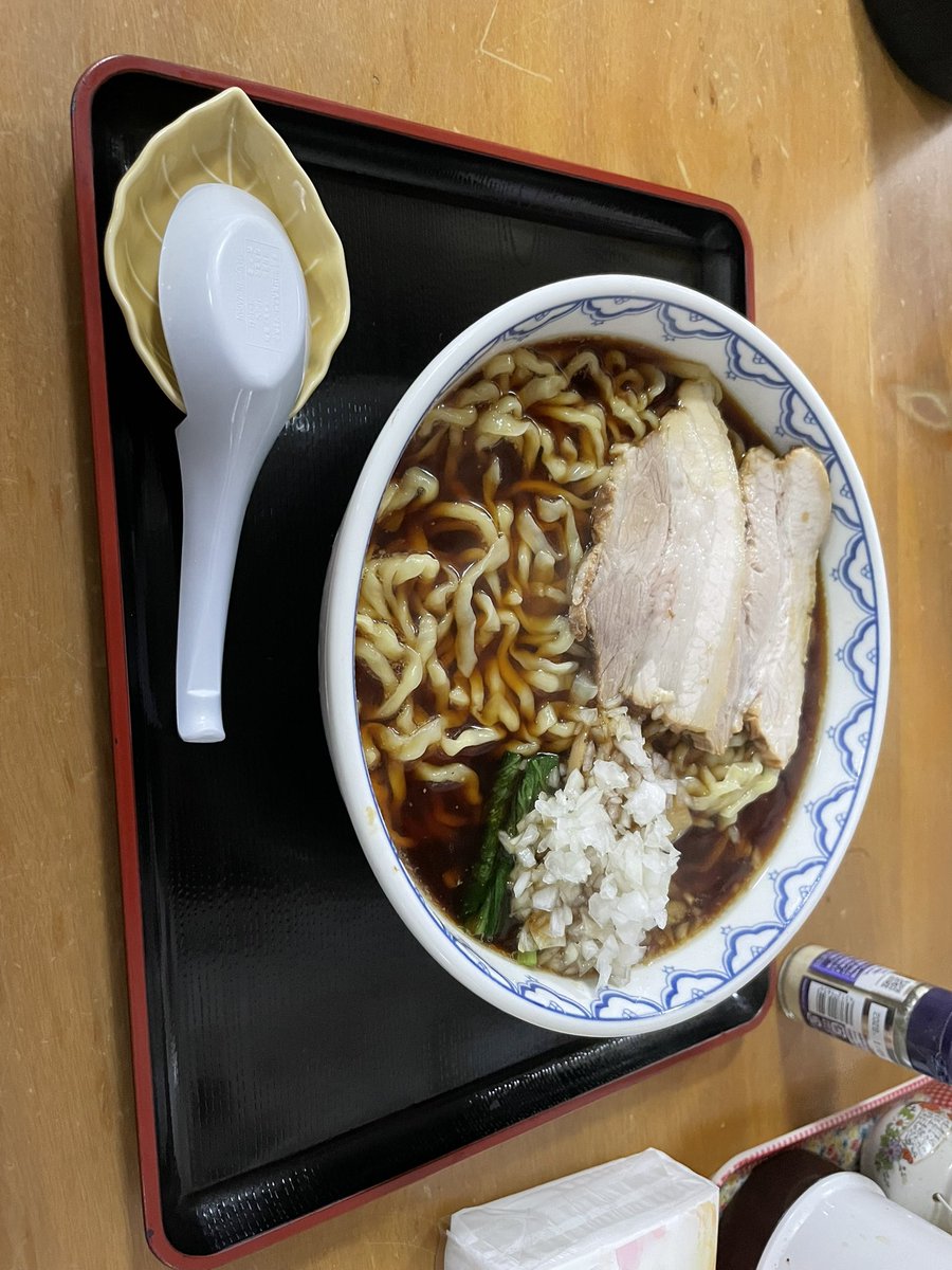heihati0420's tweet photo. 出張先にて支那そばをいただき。
うまいっすね https://t.co/Zb61XDfvTA