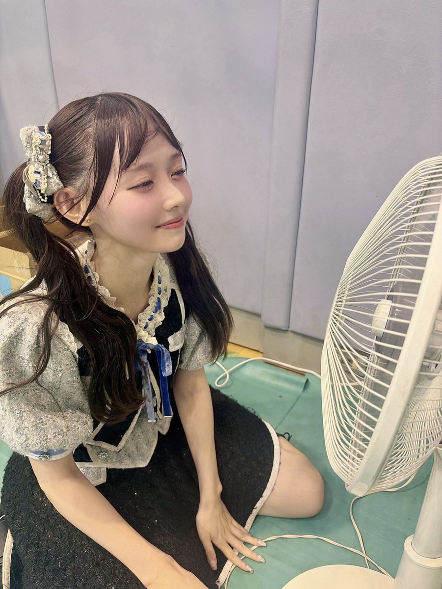 momonamatsumoto's tweet photo. THANKS 10TH GIGA Special LIVE POPPIN BASE in GIGA 🐙大阪

ファンの方、ももぐみさん会えてとってもうれしかったぁ☺︎おめめの挨拶できて幸せでコールもお名前も呼んでくれてありがとう✨

ぽるすばんぐみさんも応援ありがとう💞
#高嶺のなでしこ

🎀前髪まいごさん…好きやねん？？ 激レア https://t.co/6attnyFkJa