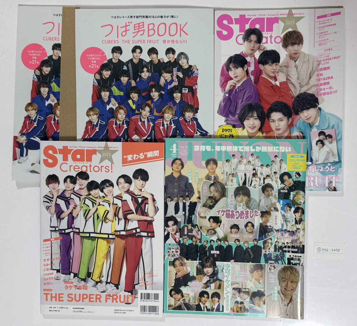 trhk_4458's tweet photo. スパフル グッズ 譲渡
クリアファイル 写真集 マガジン 雑誌 本

譲）堀内 結流 

求）買取

その他グッズも投稿しているためご覧下さい🙇🏻
破格でのお取引可能です。郵送でのお取引希望です。 https://t.co/0X4sErSiYt