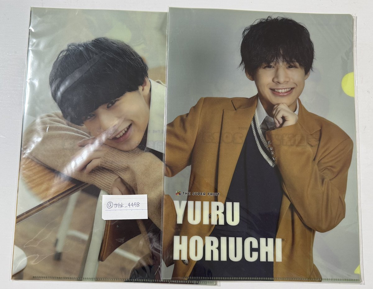 trhk_4458's tweet photo. スパフル グッズ 譲渡
クリアファイル 写真集 マガジン 雑誌 本

譲）堀内 結流 

求）買取

その他グッズも投稿しているためご覧下さい🙇🏻
破格でのお取引可能です。郵送でのお取引希望です。 https://t.co/0X4sErSiYt
