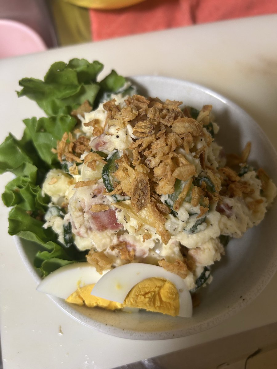 exxjsb's tweet photo. 私はポテサラがあんま得意じゃないんだけど(食べる方)とあるおでん居酒屋で食べたポテサラが絶品過ぎてポテサラの概念覆されたポテサラを再現した🥗
それはらっきょう入りのポテサラ‼️
旨みを感じる4味が調和されており、らっきょうのつゆの糖質がパサつきを防止してくれる。是非試してみて❗️ https://t.co/dbinKnjU3y