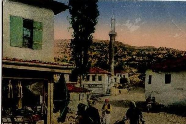 Hamza16611661's tweet photo. Bir zamanlar Arnavutluk-İskenderiye-i Arnavud/İşkodra/Shkodër; Osmanlı dönemi Camii. Caminin bulunduğu bölge komünist rejimin yıktığı İşkodra Çarşı bölgesidir. Bu bölgede 5 Camii yıkılmıştır. https://t.co/RCV2oy3djd