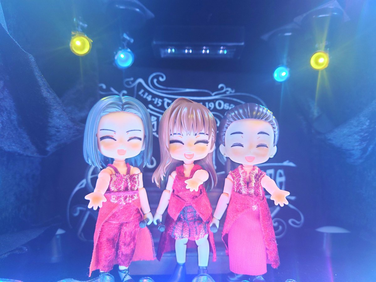schwarz1335's tweet photo. Kalafina Anniversary LIVE 2026
EN."into the world"②
叶うならば
またこの先もずっと音楽の旅を続けたい
こんなに彷徨って世界はまだ幼く
恐れと歓びの向こうへ続いている
#Kalafina
#Kalafina_Anniv2026
#Kalafinart💙🖤🤍 https://t.co/qUs6UkYQcQ