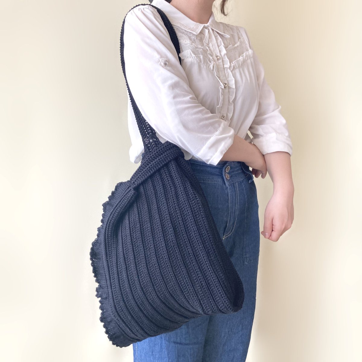 hope__made's tweet photo. ＊Pick UP＊
【推し色で作るアシンメトリーなフリルのマルシェバッグ】
￥29,000

hopemadeの #推し色ニットシリーズ
29色の毛糸からお好きな色でお作りします
アシンメトリーなフリルとハンドルがチャームポイント

▽minne
https://t.co/K6idiQfCvq
▽Creema
https://t.co/taZa33fAbo https://t.co/2Mk3X7l4rN