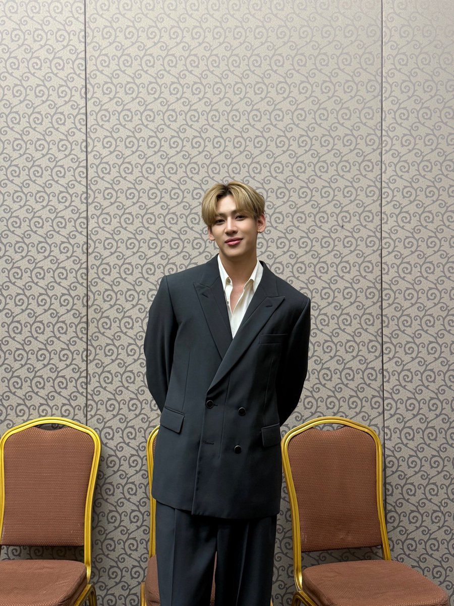 BAMBAMxBAMMIE's tweet photo. 𝙓 𝙏𝙃𝙀 𝙇𝙀𝘼𝙂𝙐𝙀 : 𝙏𝙃𝙀 𝙁𝙄𝙉𝘼𝙇 𝘾𝙀𝙇𝙀𝘽𝙍𝘼𝙏𝙄𝙊𝙉

📸2026.07.30

#BamBam #뱀뱀
#XTL #XTheLeague https://t.co/7mTKaZJkMo