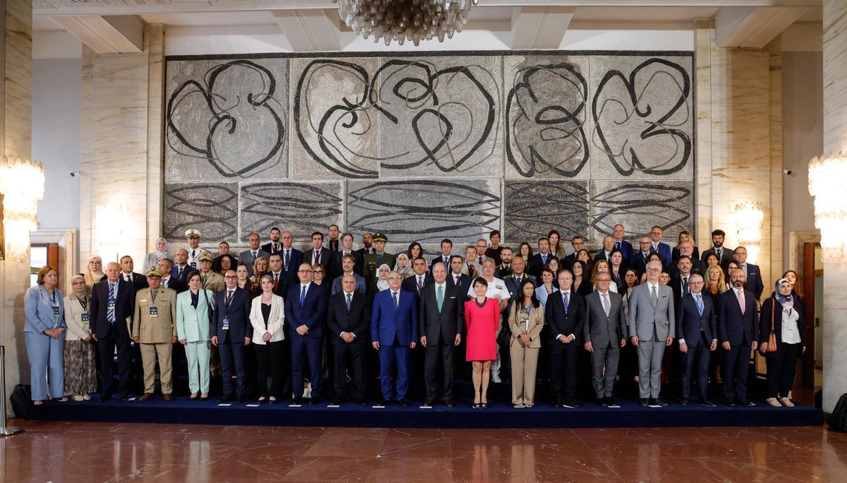 Algeria_MFA's tweet photo. ترأس الأمين العام لوزارة الشؤون الخارجية، السيد لوناس مقرمان، اليوم 30 جويلية 2026 بالعاصمة الإيطالية روما، مناصفة مع نظيره الإيطالي، السيد ريكاردو غواريليا، أشغال الدورة الخامسة للحوار الاستراتيجي الجزائري-الإيطالي حول العلاقات الثنائية والقضايا السياسية والأمنية الشاملة. https://t.co/96H0FsQbCo