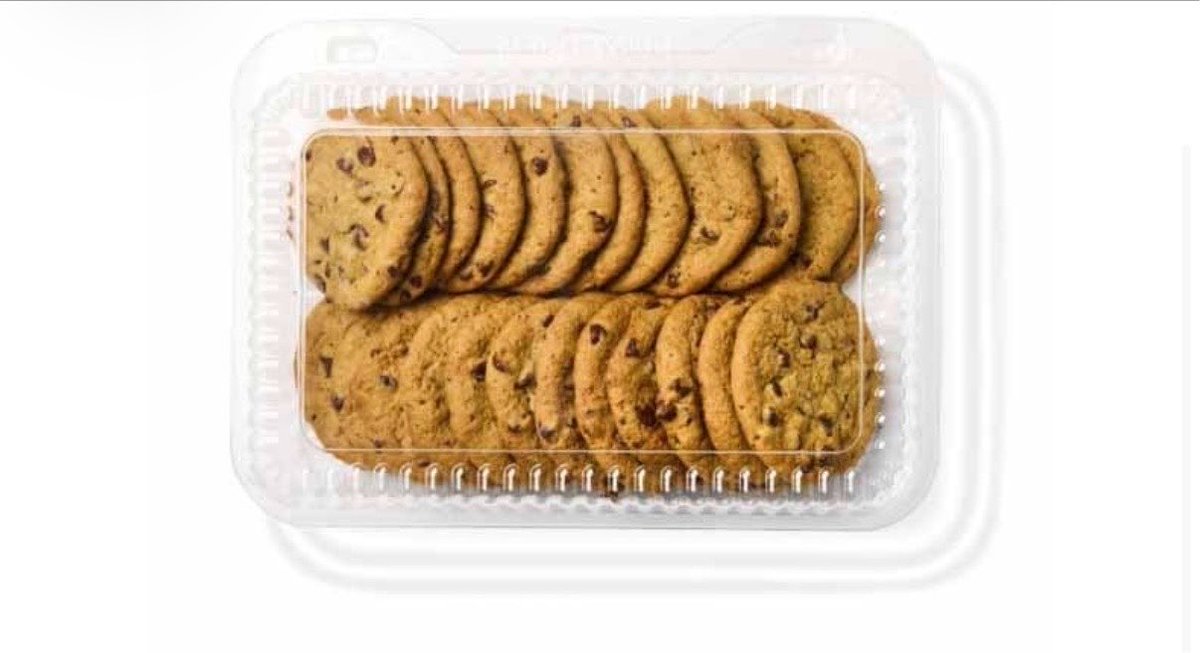 PubSubs_on_sale's tweet photo. Not a pub sub sale but an honorable mention:

BOGO two dozen cookies. https://t.co/DeFAZEvfJc