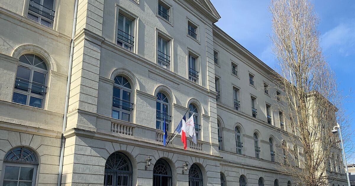 iciperigord's tweet photo. Un ancien enseignant d'un lycée de #Périgueux poursuivi pour avoir agressé sexuellement trois étudiantes
➡️ https://t.co/4qmOkzUPTX https://t.co/vJYgrPICD6
