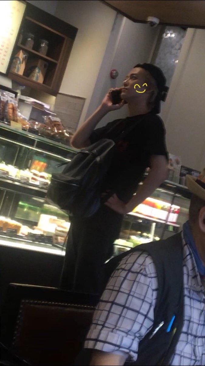 selfjmade's tweet photo. when op accidentally met jaemin casually looking super attractive at the cafe🫠 https://t.co/8i1NDoIG4w