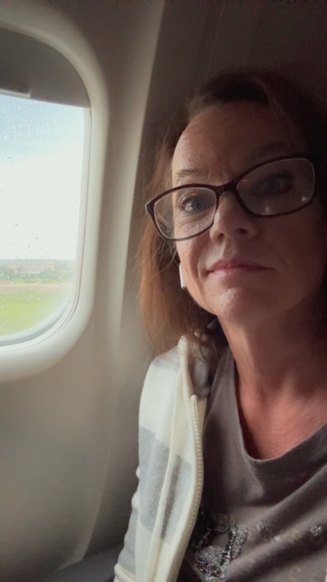 msAmandakasbh's tweet photo. Early morning flights. Missed connections lol. Business trips are business trips even in the porn business LOL #milf #roadtrip #worktrip https://t.co/G27HxBFm3M