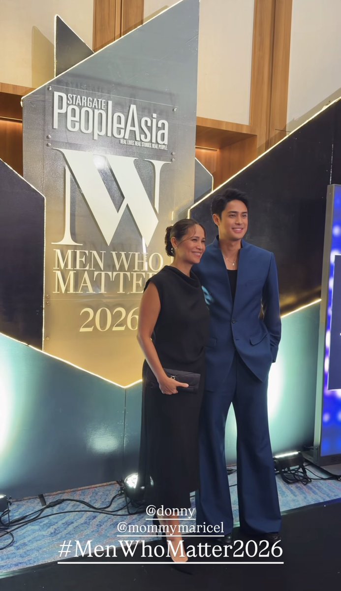 A_itsme__'s tweet photo. You make us SOOOO PROUD, DONNY!!!
@donnypangilinan His second #MenWhoMatter Award, and this time he’s with Tita M. 🤍

#DonnyPangilinan #PeopleAsia https://t.co/1UrZpDx6I7