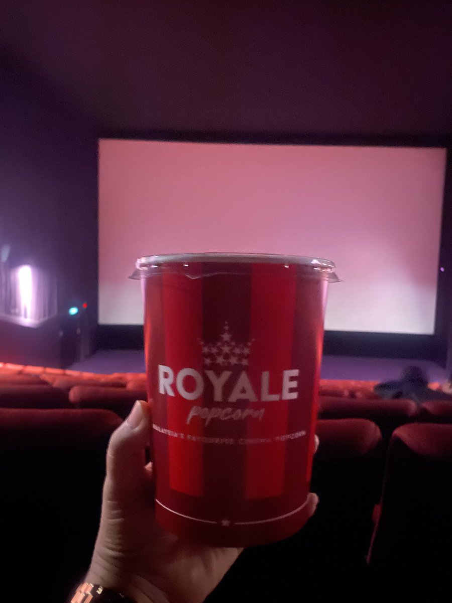 darlingdeebam's tweet photo. tak ingt bila last tengok wayang 😂 https://t.co/Ym6fgOf0iV