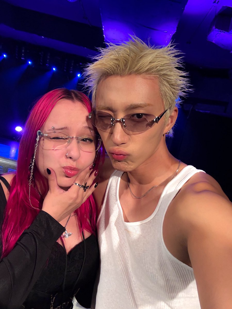 tiiasmk's tweet photo. Selfies with From20 and Kang Yuchan in Warsaw 🩷 Raehwan said he remembered me from last year how crazy is that!! Glad to be memorable I guess (I bet it was the hair I rocked this color back then too) #from20 #kangyuchan #waybetter #bodytalkineurope #concert https://t.co/rUv6PTrQQy