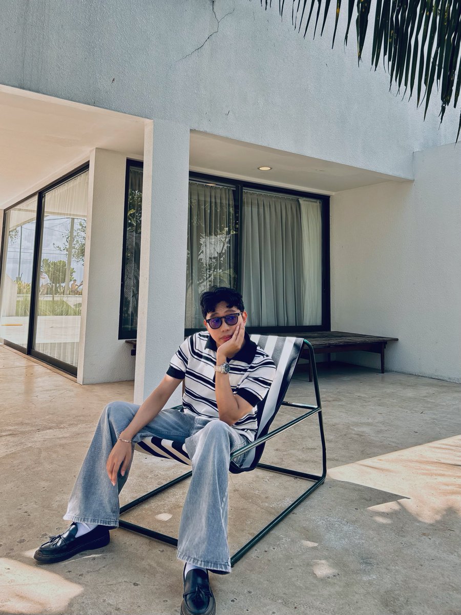 thehatredonee's tweet photo. 💙☀️🕶️ https://t.co/aEXVnNJswJ