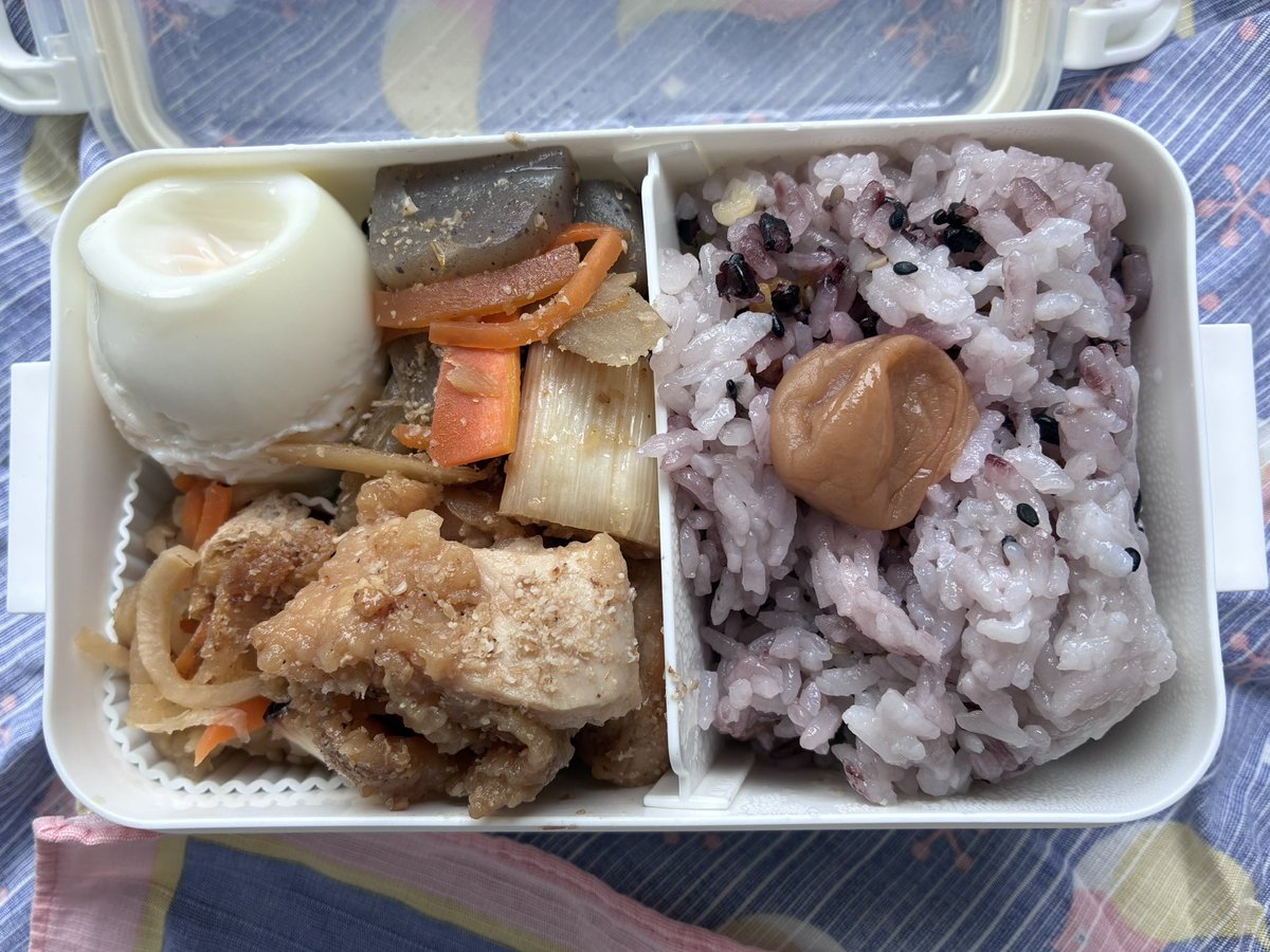 zikokotei's tweet photo. 本日は暑かったのでアイスを食べたかった気分でしたが、我慢しました。
#自己肯定感爆上げ
#ぶち上げ
#人生一度切り
#トレーニーさんと繋がりたい
#筋トレ
#心と身体を整える
#やれば誰でもできる
#2026年7月30日 https://t.co/1jmUdCVkEi