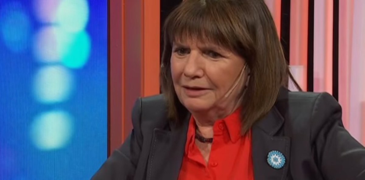 gastonmarraOK's tweet photo. Estimada senadora nacional por CABA @PatoBullrich muchos de sus votantes seguramente creyeron en su promesa de luchar por la ley nacional de @fichalimpia. Y depositaron su confianza en Ud. para que los represente.
Sigue pasando el tiempo y no se advierten avances significativos. https://t.co/bQ2EB2zvrw