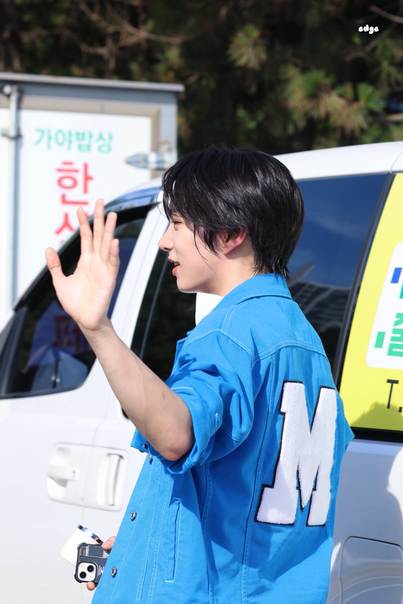 nazedge's tweet photo. 260730 KIMA WEEK

#도혁 #DOHYEOK #ドヒョク
#네이즈 #NAZE https://t.co/Sdddb87RGo