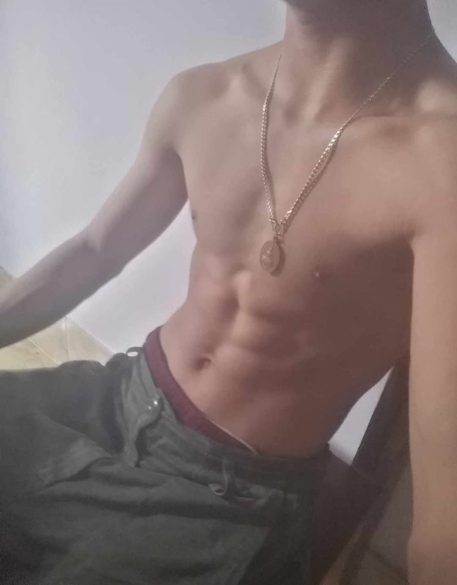 MaxBoy611896's tweet photo. กินก็เก่ง แต่ทำไมไม่เรียกอ้วน🥺💞
#กาญจนบุรี https://t.co/azjOBDyfYo